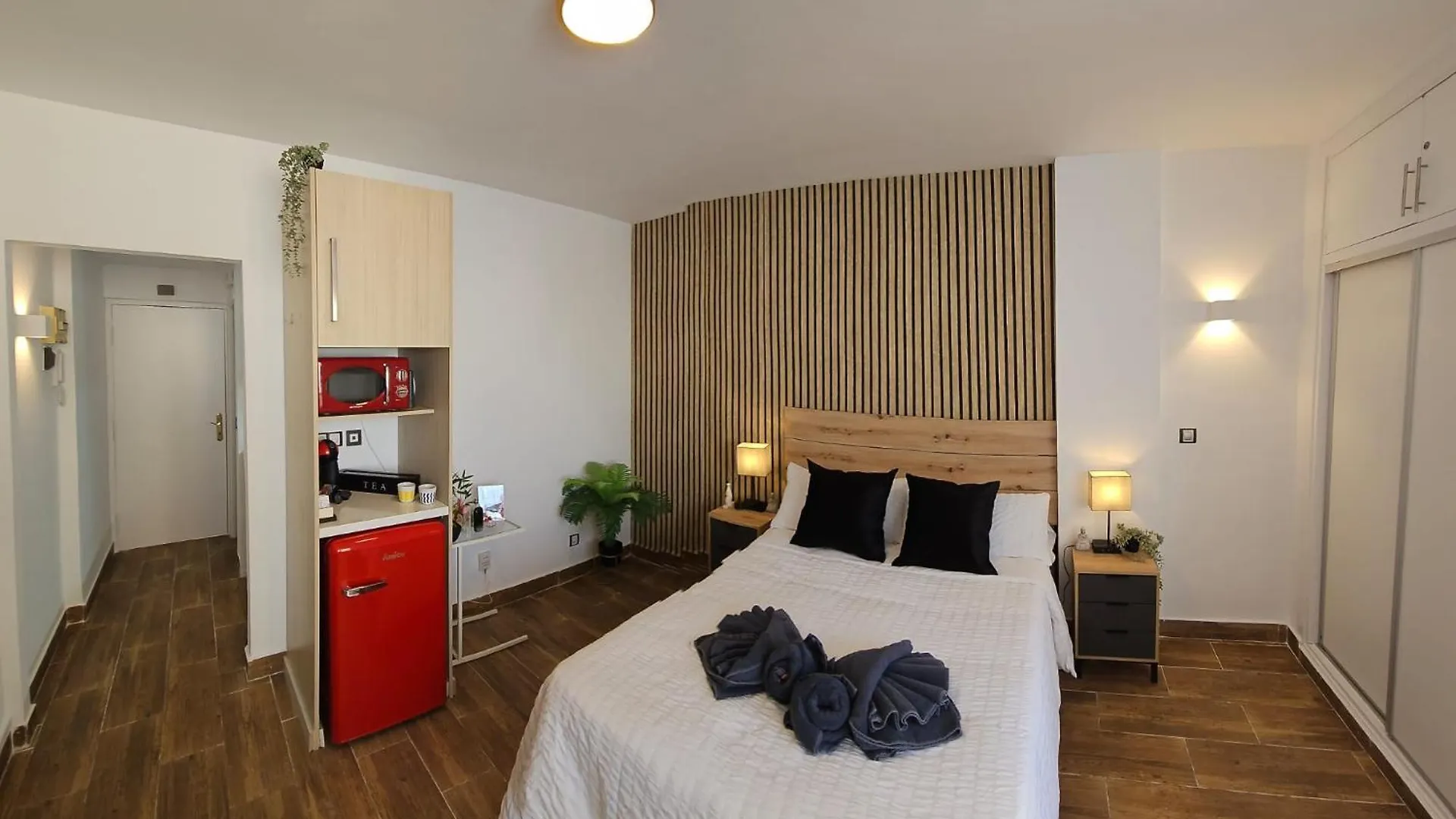 Namaste Modern Elegance City Center Apartment By Namaste Elite Torremolinos Spain