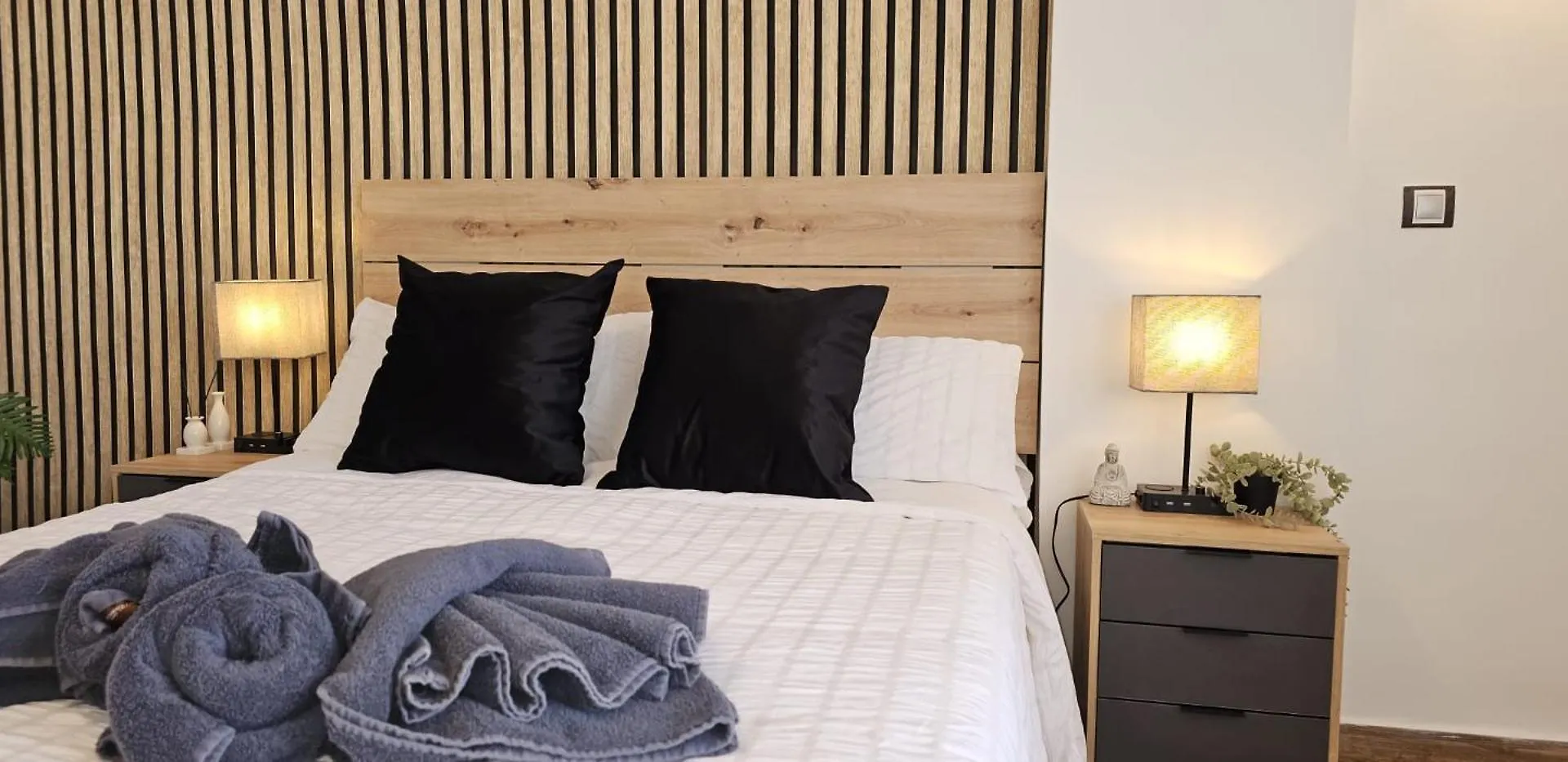 Namaste Modern Elegance City Center Apartment By Namaste Elite Torremolinos